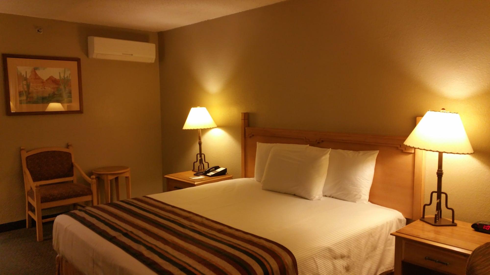 Hotel Pearl On The Concho à San Angelo Extérieur photo