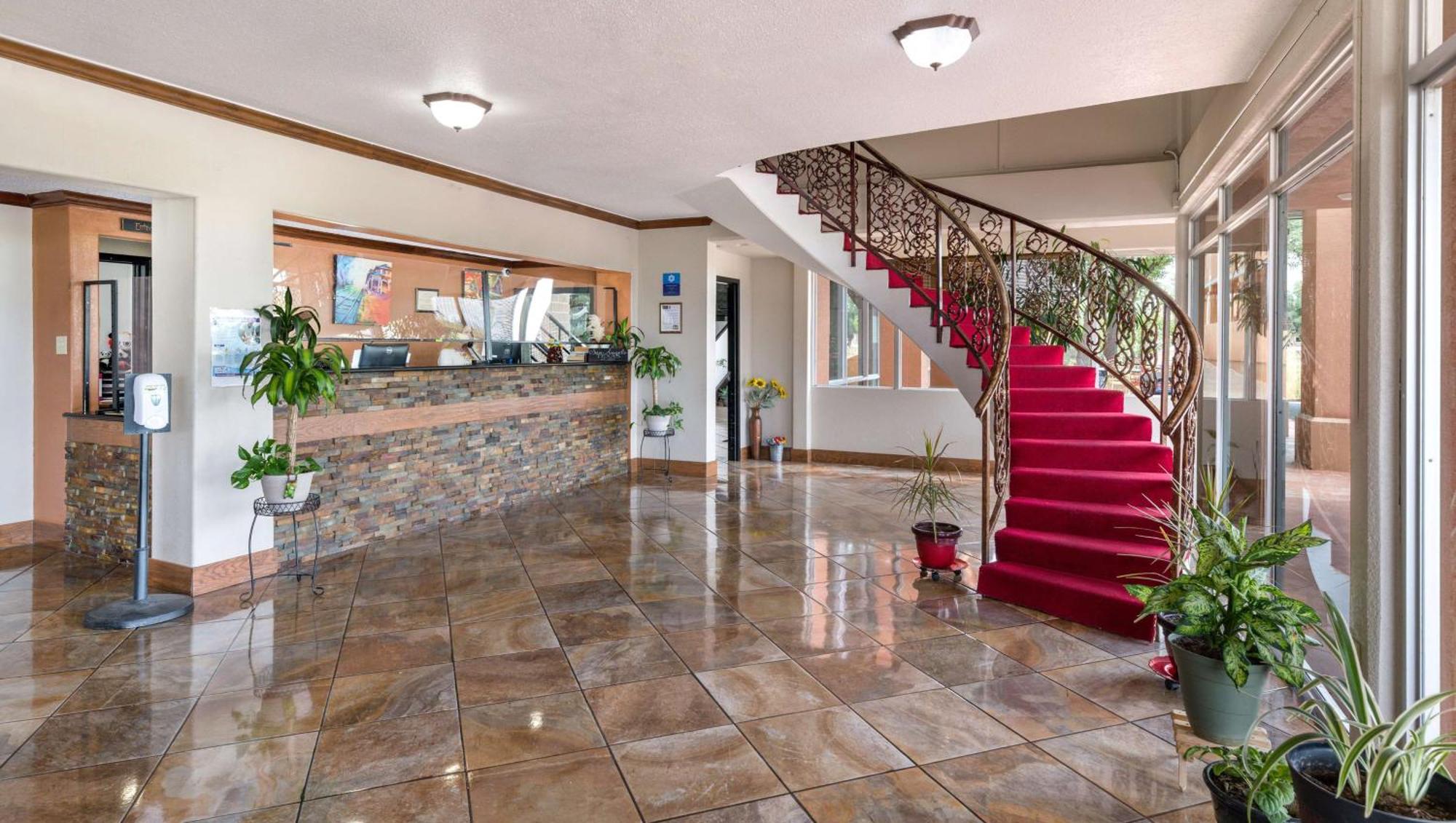 Hotel Pearl On The Concho à San Angelo Extérieur photo